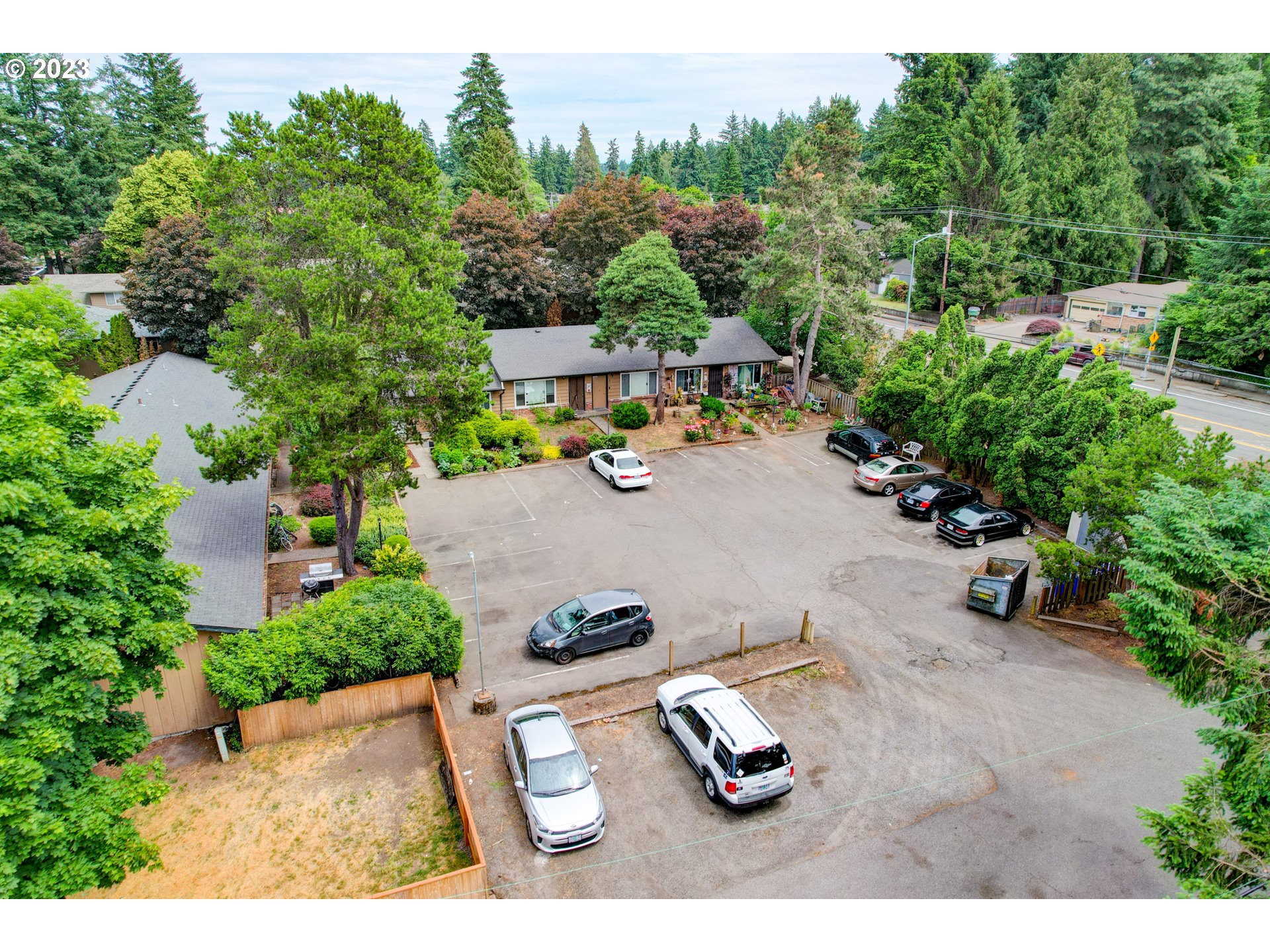 12021 Southeast Foster Road Portland, OR 97266 - Photo 13 of 23 Gallery Image 13