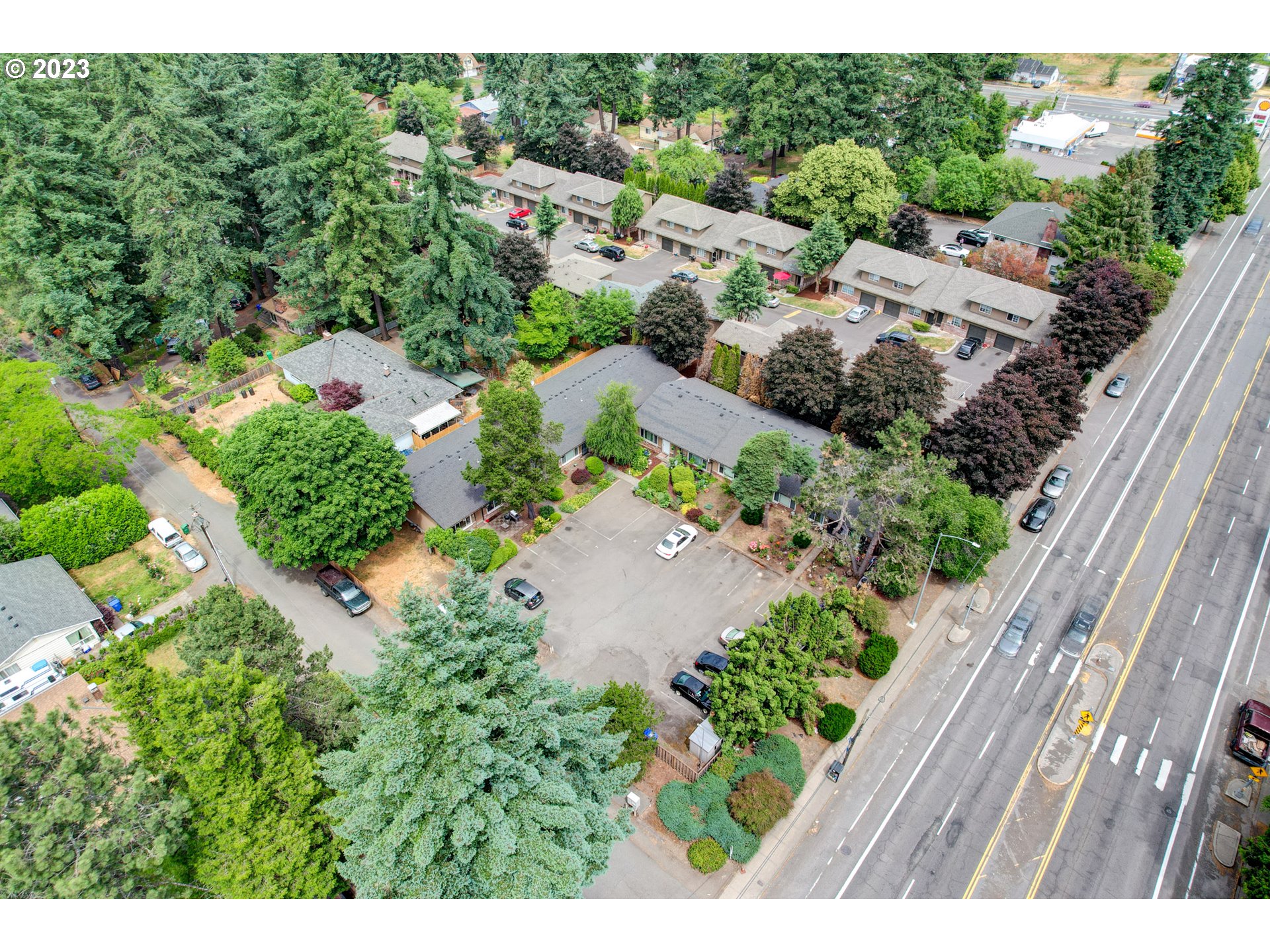 12021 Southeast Foster Road Portland, OR 97266 - Photo 19 of 23 Gallery Image 19