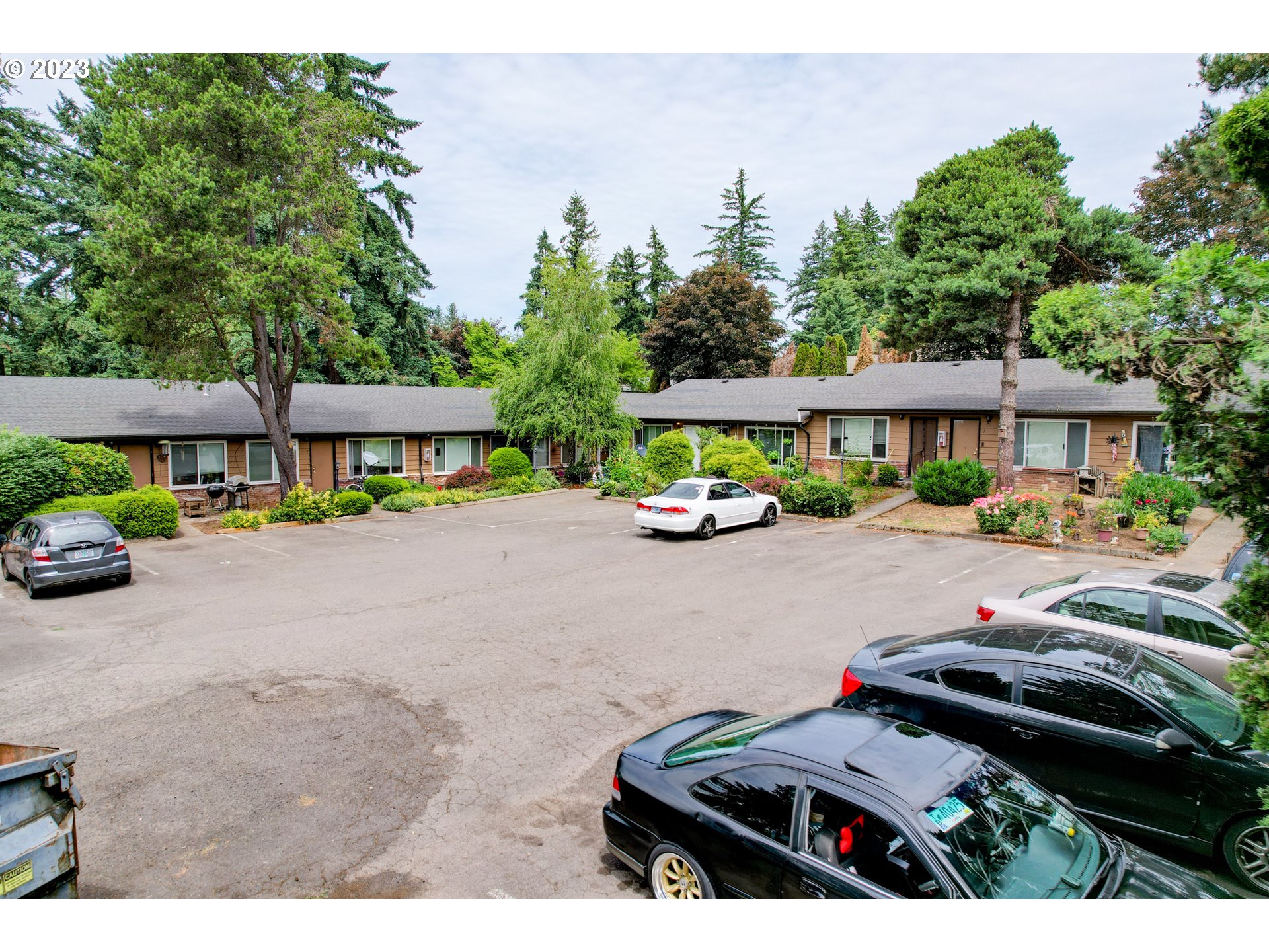 12021 Southeast Foster Road Portland, OR 97266 - Photo 21 of 23 Gallery Image 21