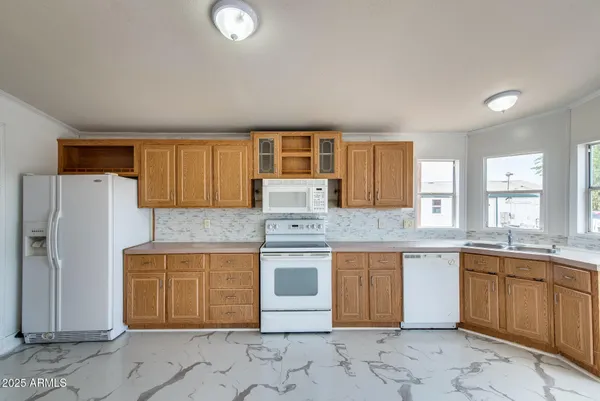 $325,000 | 1047 South Main Street, Coolidge, AZ 85128