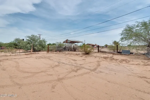 $325,000 | 1047 South Main Street, Coolidge, AZ 85128
