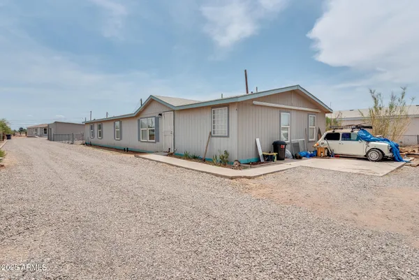 $325,000 | 1047 South Main Street, Coolidge, AZ 85128