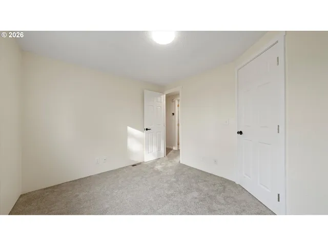 $560,000 | 32265 East Punkin Center Road, Hermiston, OR 97838