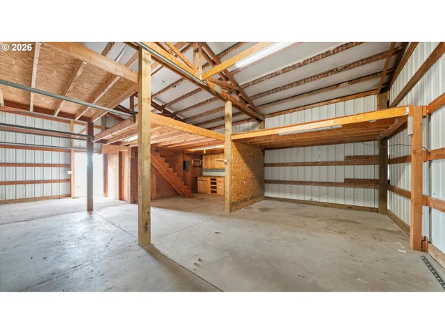 $560,000 | 32265 East Punkin Center Road, Hermiston, OR 97838