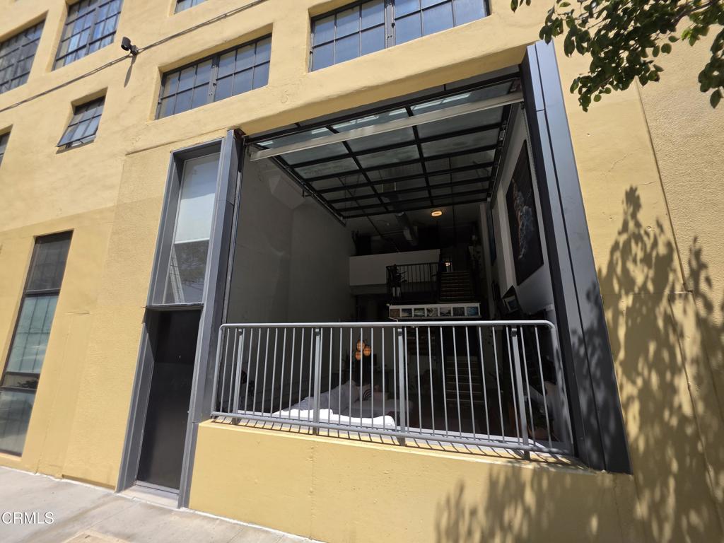 200 North San Fernando Road, Unit 108 Los Angeles, CA 90031 - Photo 4 of 56 20260710_113212