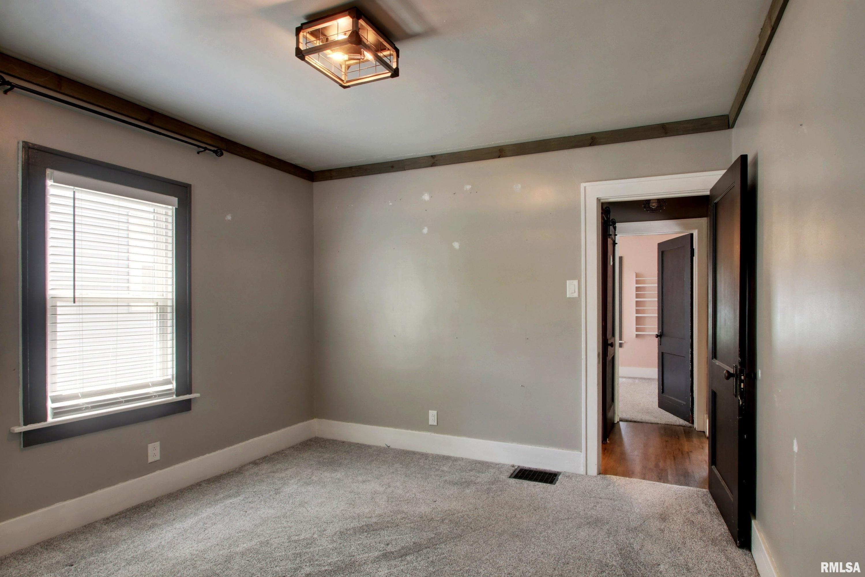 1300 South 24th Street Quincy, IL 62301 - Photo 12 of 24
