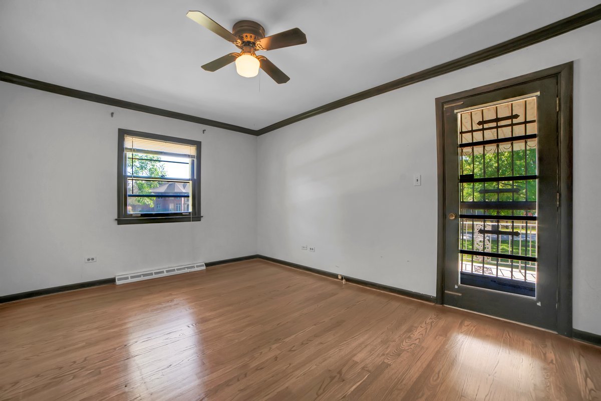 1516 Willow Road Schaumburg, IL 60173 - Photo 11 of 38