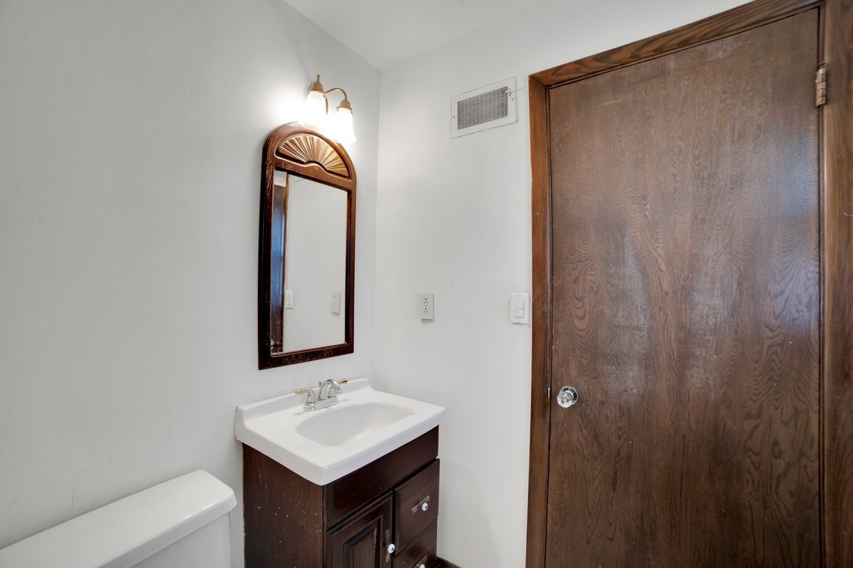 1516 Willow Road Schaumburg, IL 60173 - Photo 28 of 38
