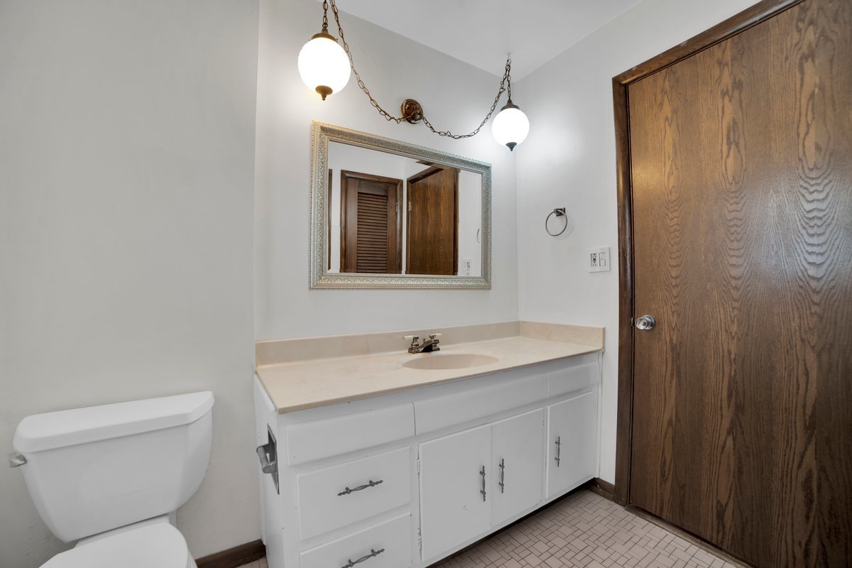 1516 Willow Road Schaumburg, IL 60173 - Photo 31 of 38
