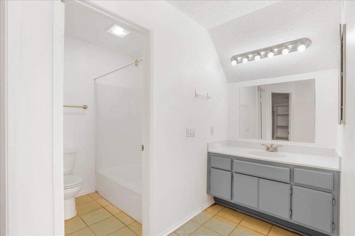 44260 Monroe Street, Unit 54 Indio, CA 92201 - Photo 11 of 22 11-Copy of _A7R1114 (1)