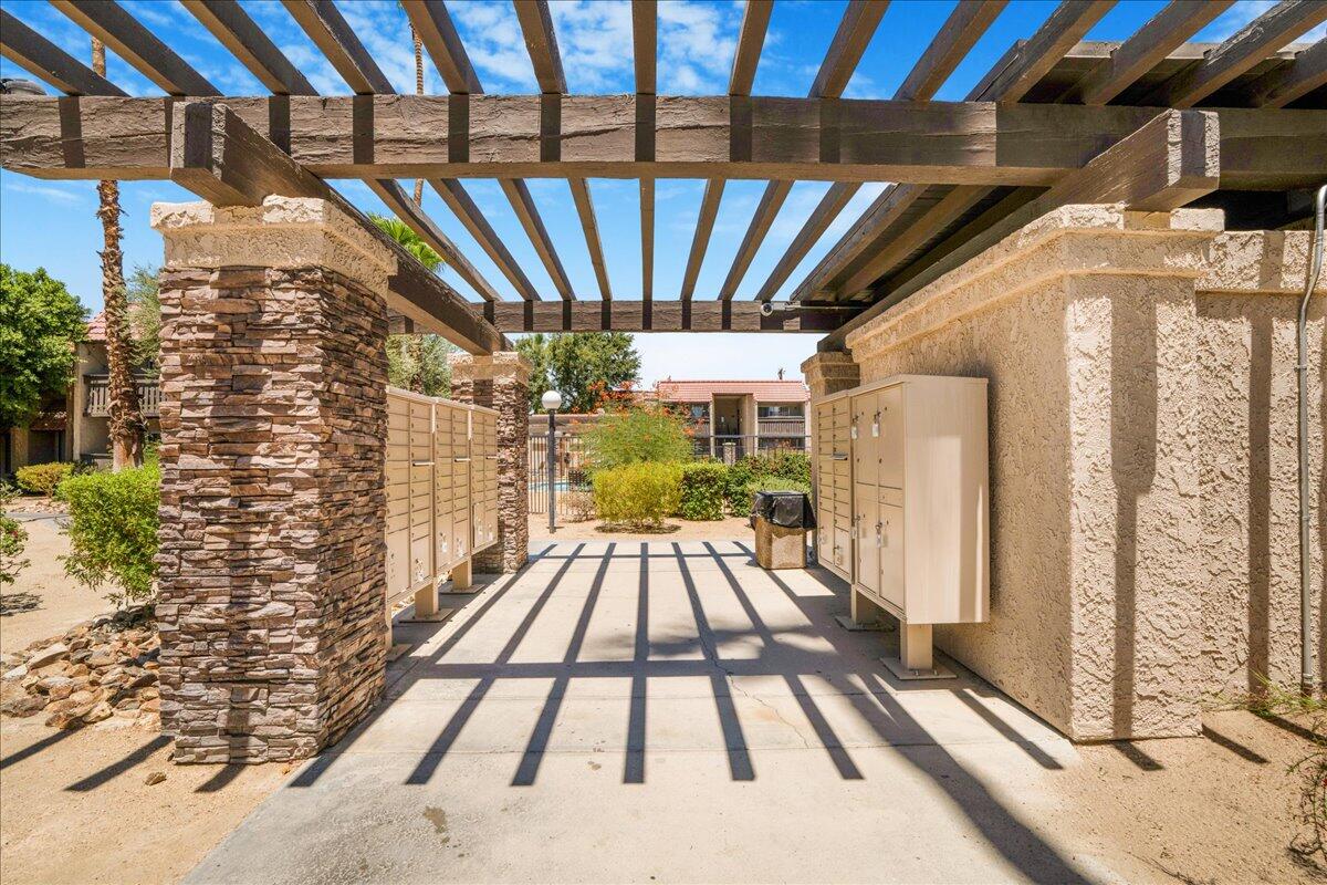 44260 Monroe Street, Unit 54 Indio, CA 92201 - Photo 18 of 22 08-Copy of _A7R1375