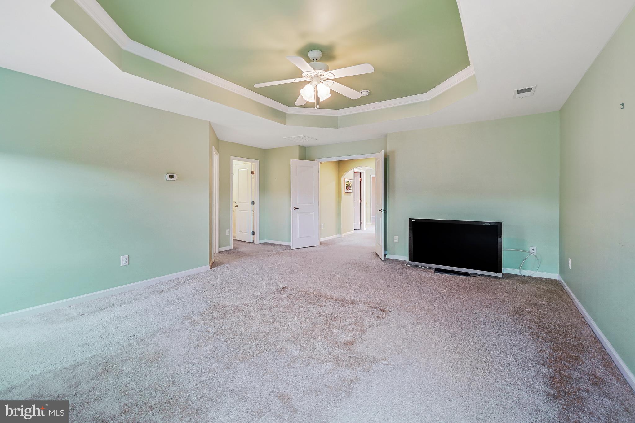 4463 Weejun Loop Woodbridge, VA 22192 - Photo 23 of 43 Primary Bedroom