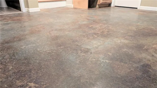 $399,000 | 3385 Southwest Sw Highway, El Dorado Springs, MO 64744