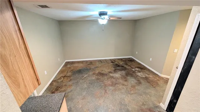 $399,000 | 3385 Southwest Sw Highway, El Dorado Springs, MO 64744