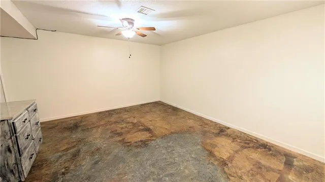 $399,000 | 3385 Southwest Sw Highway, El Dorado Springs, MO 64744