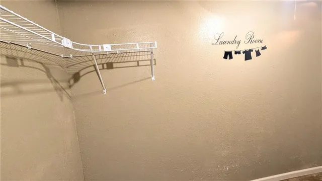 $399,000 | 3385 Southwest Sw Highway, El Dorado Springs, MO 64744