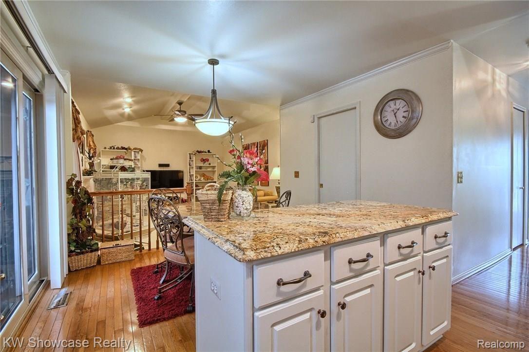 3380 Riverside Drive Canton, MI 48188 - Photo 6 of 31 Kitchen_3rd_View.jpg