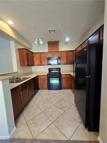 $1,575 | 6868 Sky Pointe Drive, Unit 2046, Las Vegas, NV 89131