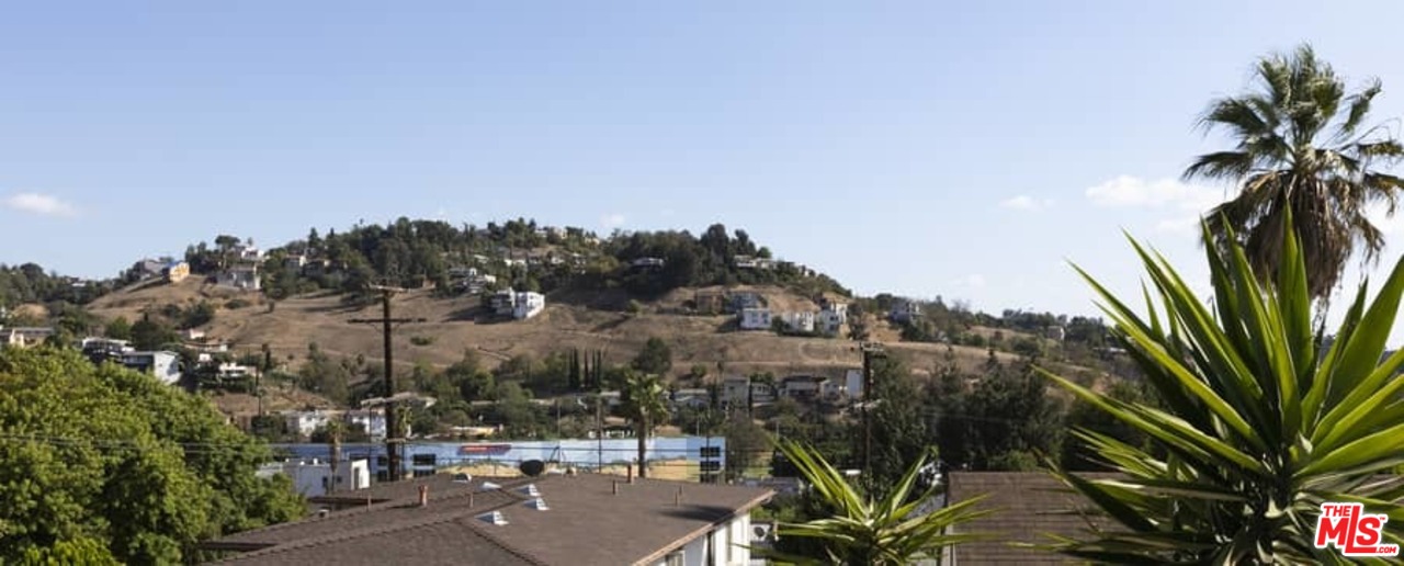 3729 Roderick Road Los Angeles, CA 90065 - Photo 33 of 40