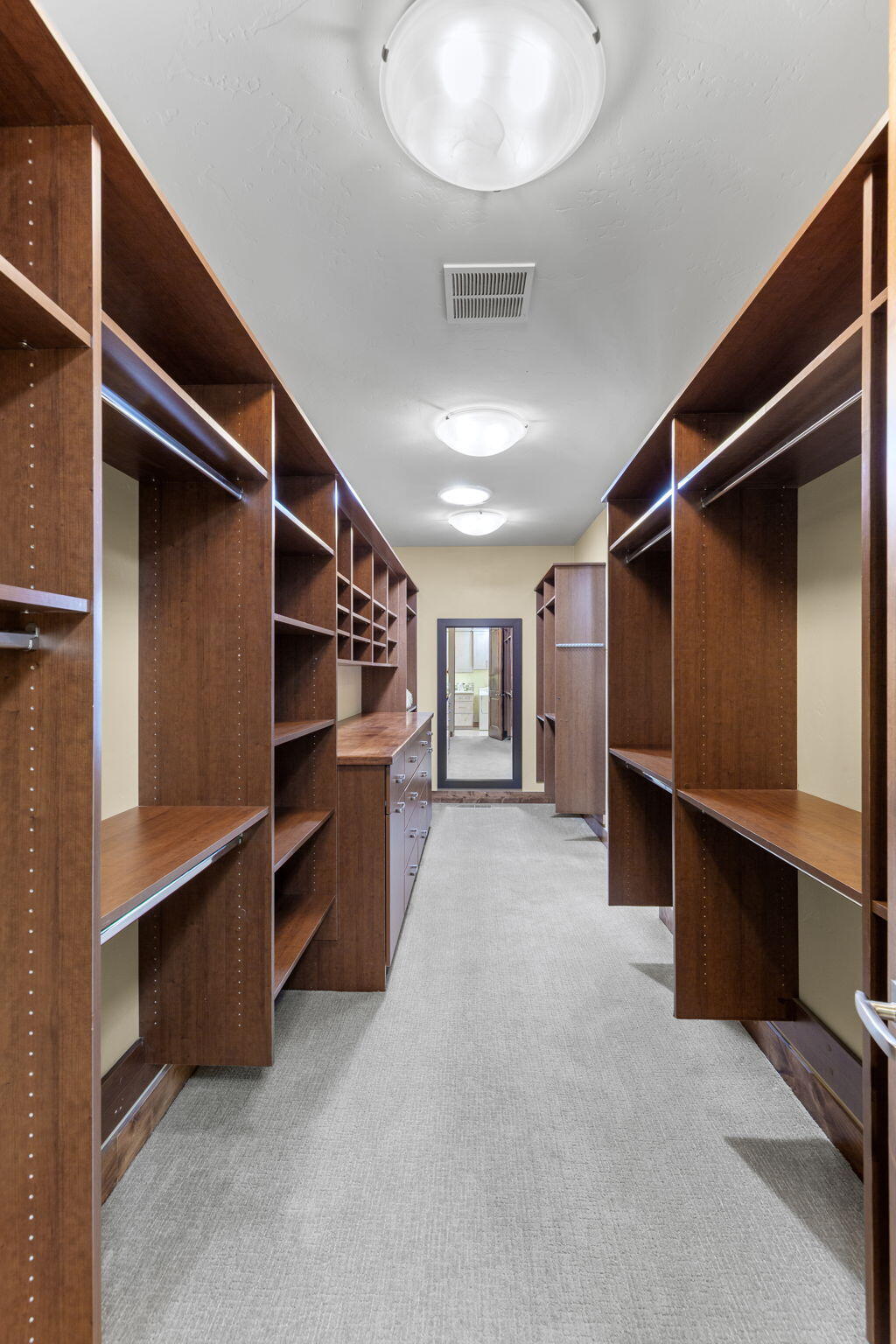 2410 Entrada Trail, Unit 3 St. George, UT 84770 - Photo 41 of 53 Primary Closet 2nd View Empty