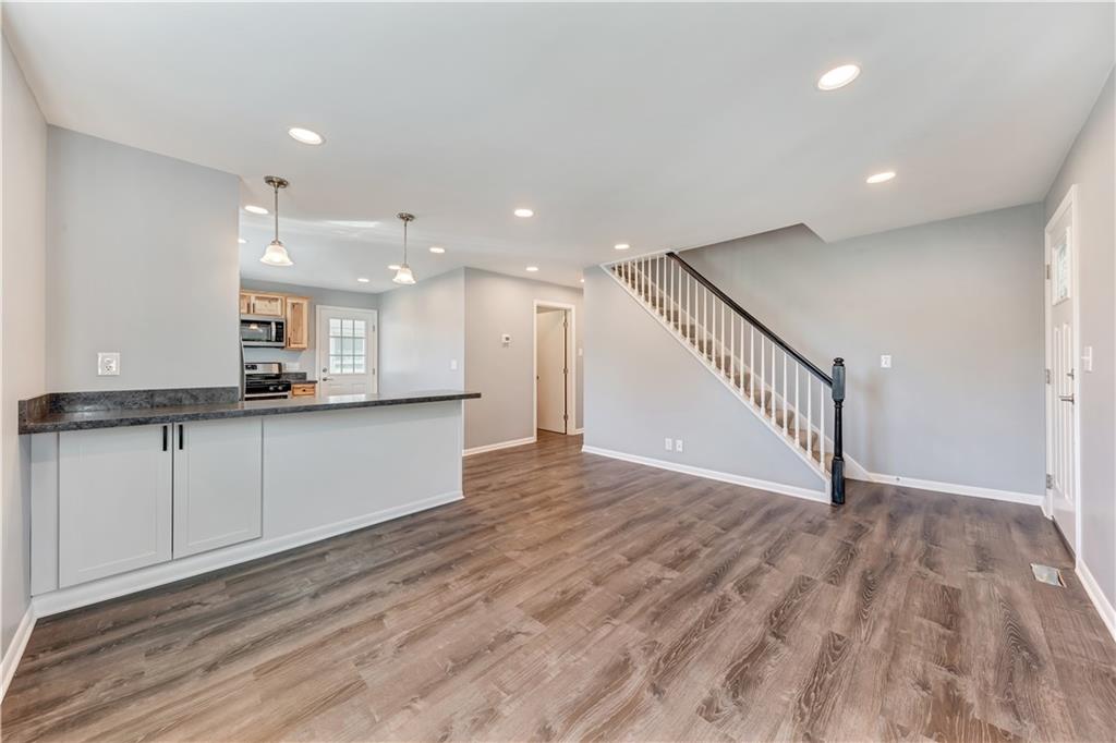 2747 Old Rte 18 New Beaver, PA 16157 - Photo 8 of 20 Gallery Image 8