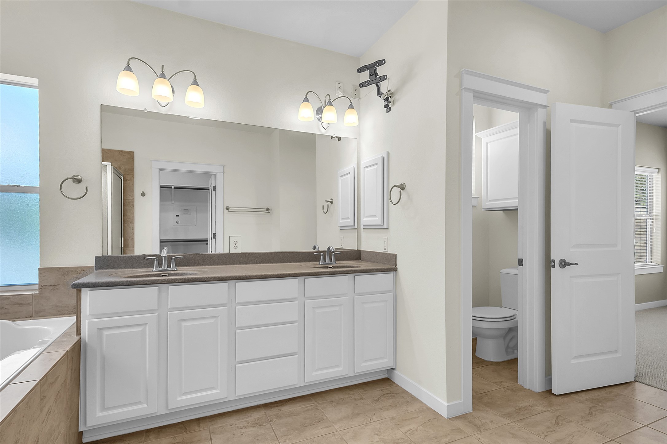 4113 Threadgill Street Austin, TX 78723 - Photo 20 of 33