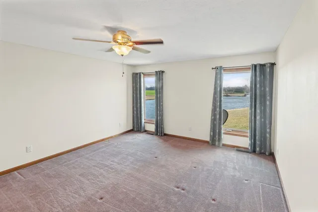 $425,000 | 5476 Waterway Drive, Pinckneyville, IL 62274