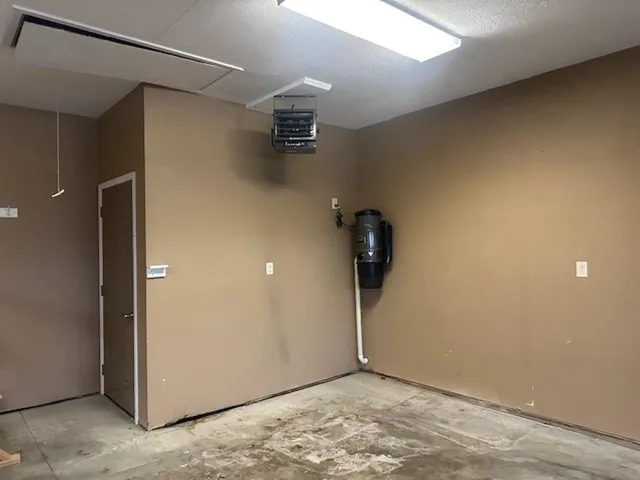 $425,000 | 5476 Waterway Drive, Pinckneyville, IL 62274