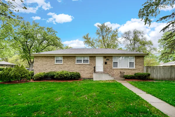 $225,000 | 3802 213th Place, Matteson, IL 60443