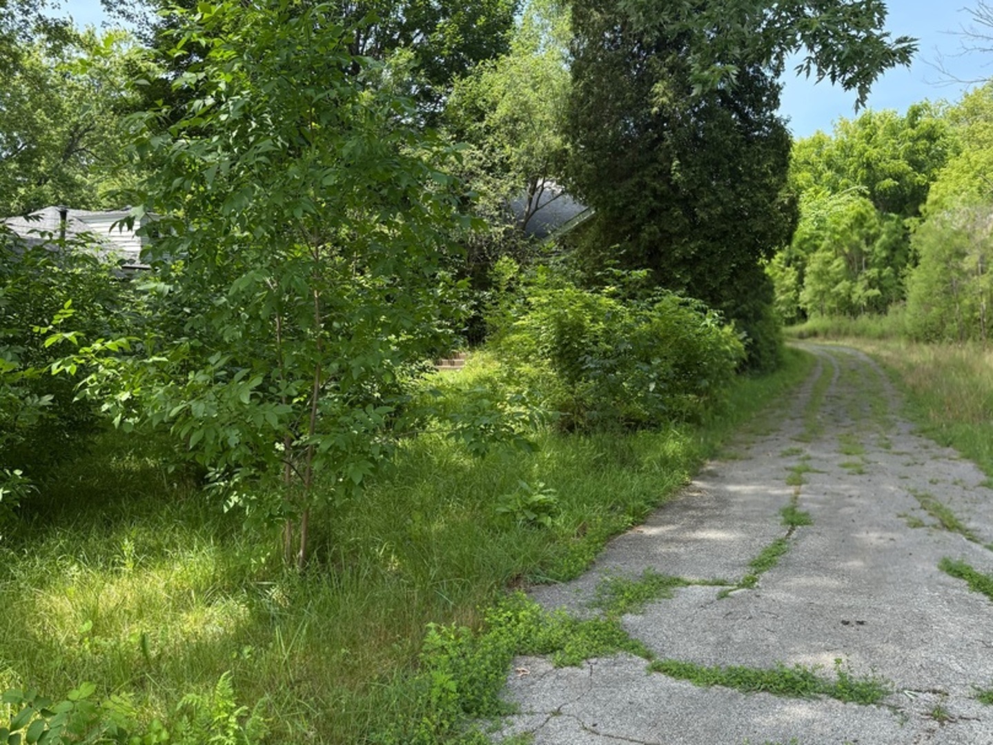 10802 West Yorkhouse Road Beach Park, IL 60087 - Photo 1 of 5