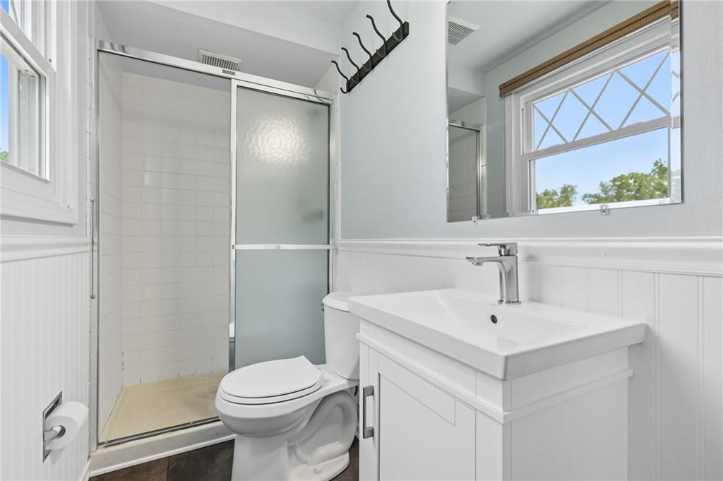 106 Kings Point Road Glenshaw, PA 15116 - Photo 19 of 49 a bathroom with a sink toilet and shower