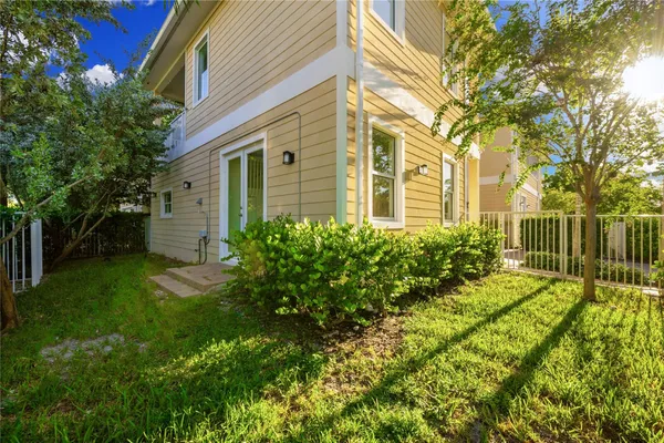 $4,500 | 324 Southwest 14th Court, Unit 324, Fort Lauderdale, FL 33315