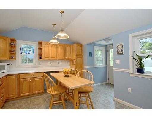 7 Pemberton Road Wayland, MA 01778 - Photo 3 of 19 Gallery Image 3