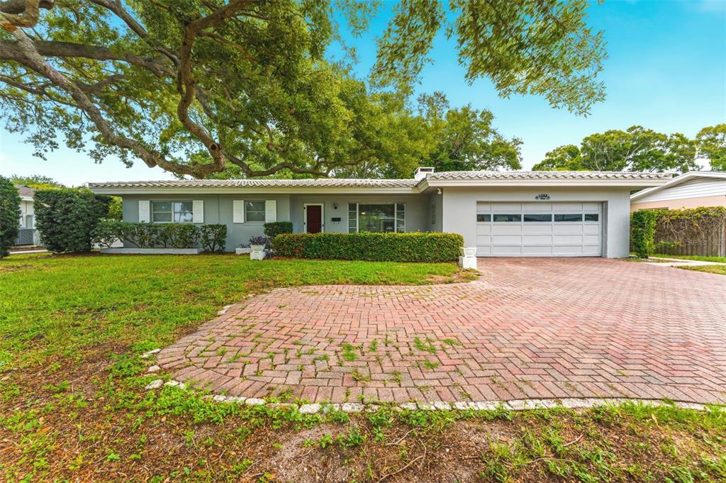 1705 Indian Rocks Road Belleair, FL 33756 - Photo 29 of 31