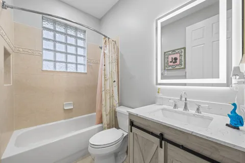 $1,099,000 | 10812 Castle Oak Drive, Boynton Beach, FL 33473