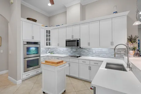 $1,099,000 | 10812 Castle Oak Drive, Boynton Beach, FL 33473