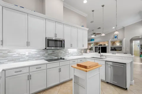 $1,099,000 | 10812 Castle Oak Drive, Boynton Beach, FL 33473