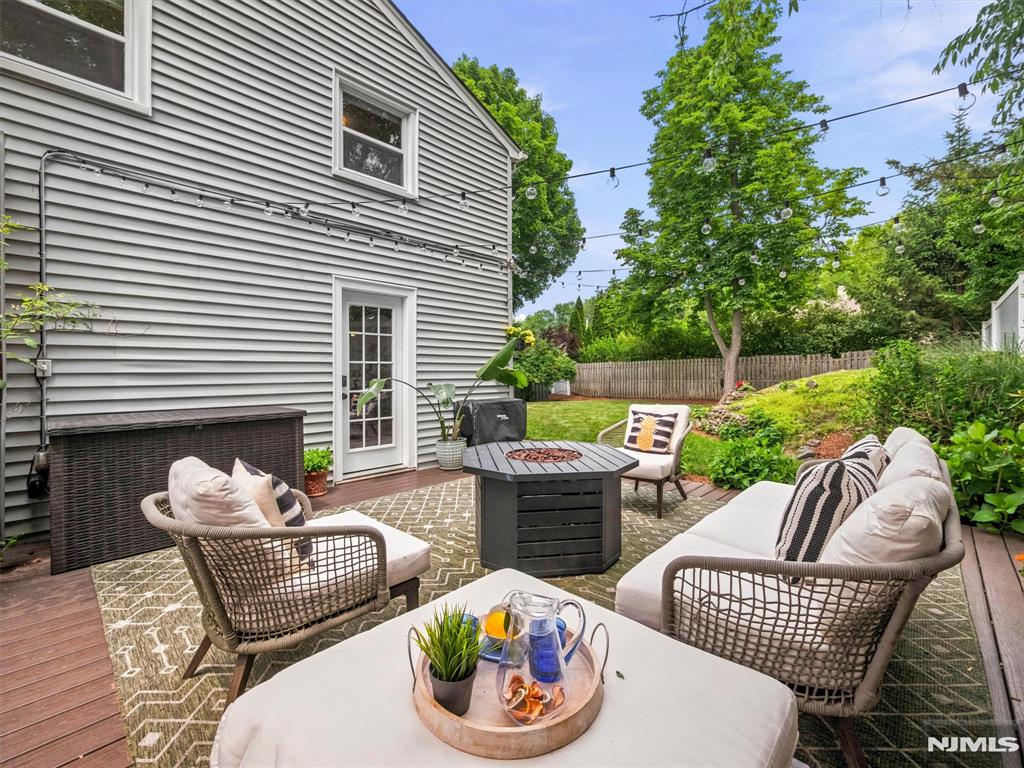 47 West Saddle River Road Waldwick, NJ 07463 - Photo 23 of 26