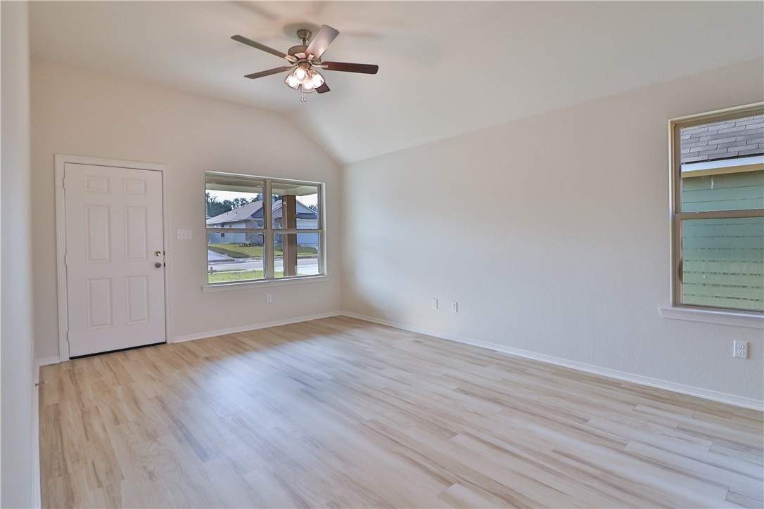 2795 Buccaneer Trail Bryan, TX 77803 - Photo 6 of 13 **Photos are sample photos of similar plan. Colors and features might vary**