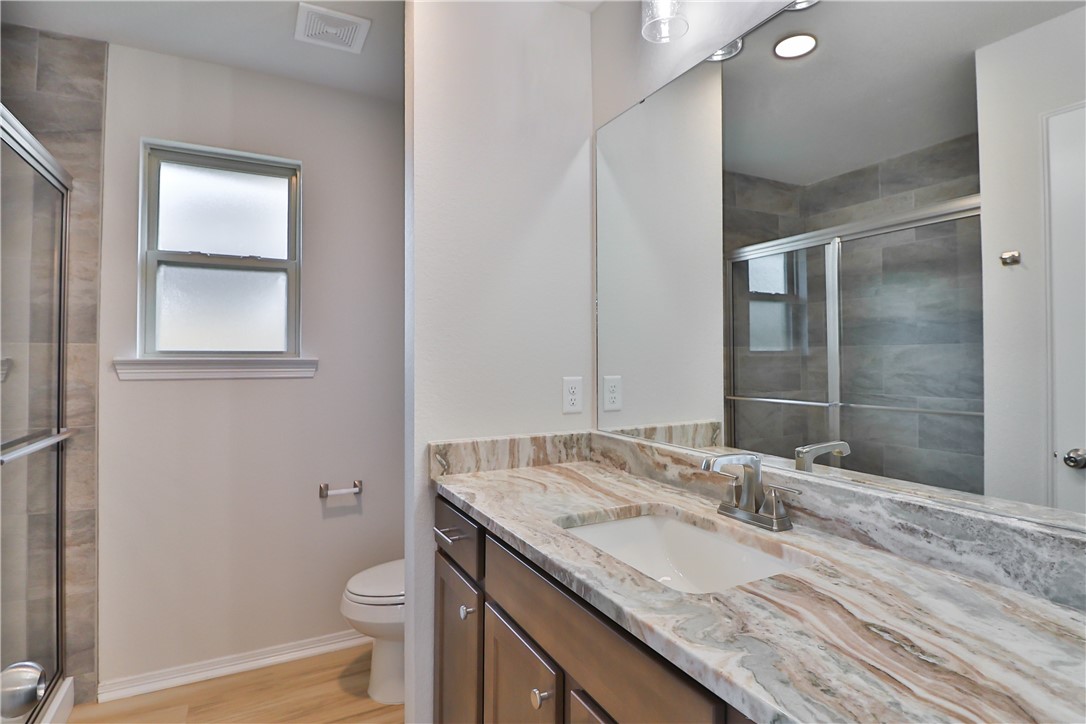 2795 Buccaneer Trail Bryan, TX 77803 - Photo 9 of 13 **Photos are sample photos of similar plan. Colors and features might vary**