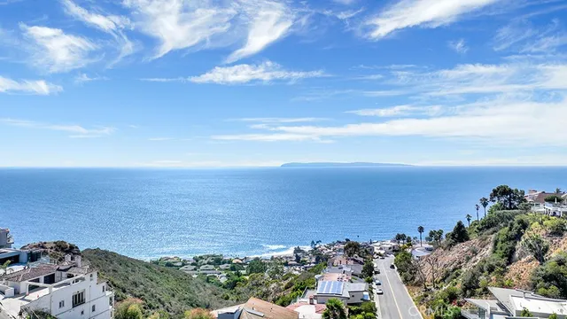 $3,995,000 | 629 Balboa Avenue, Laguna Beach, CA 92651