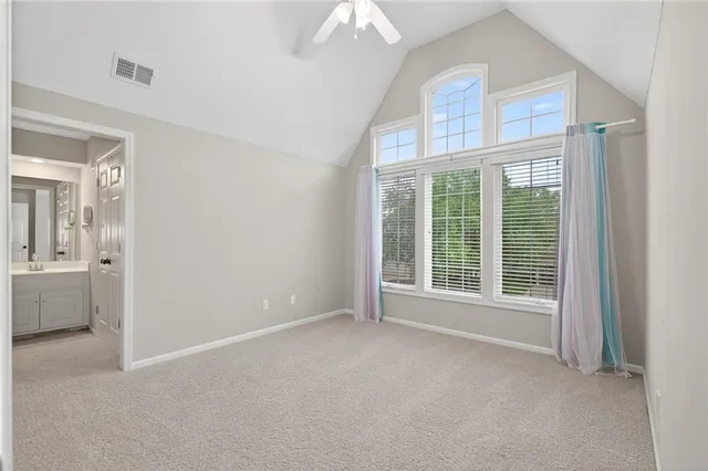 $3,200 | 12704 138th Place, Overland Park, KS 66221