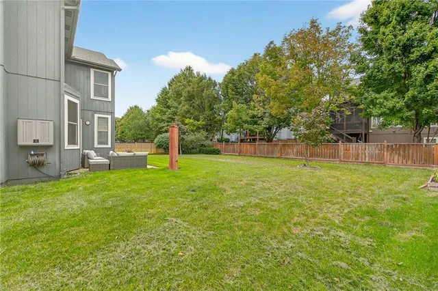 $3,200 | 12704 138th Place, Overland Park, KS 66221