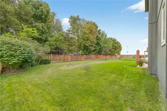 $3,200 | 12704 138th Place, Overland Park, KS 66221