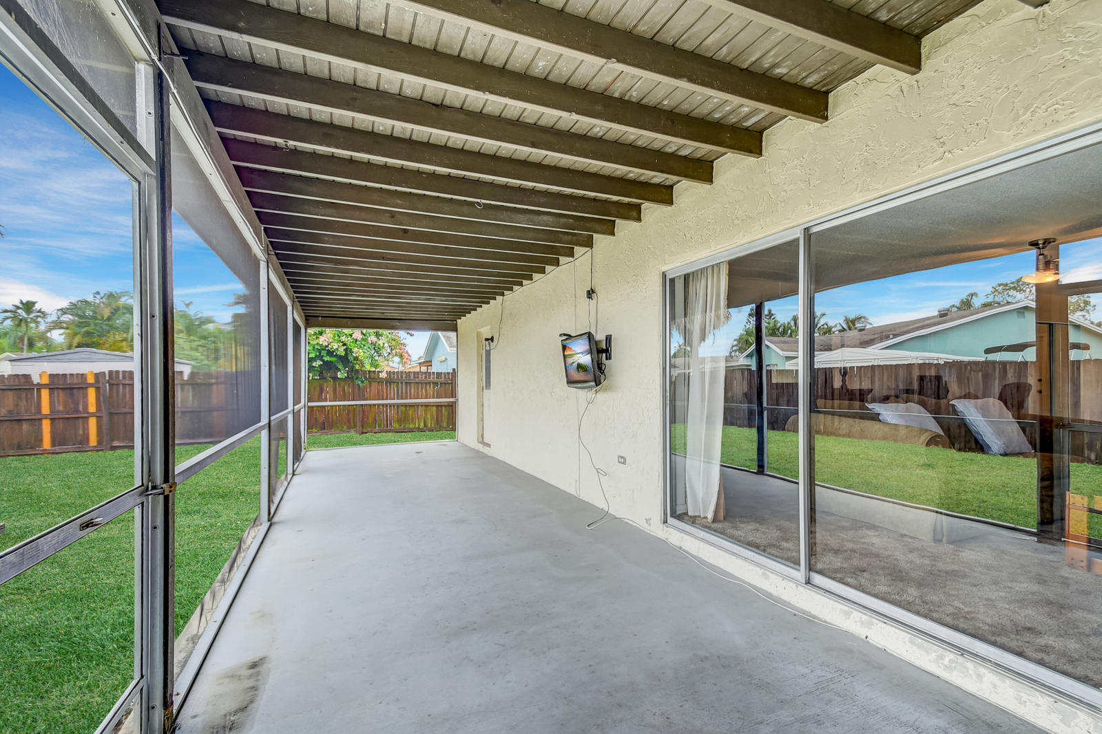 9231 Southwest 16th Road East Boca Raton, FL 33428 - Photo 26 of 32