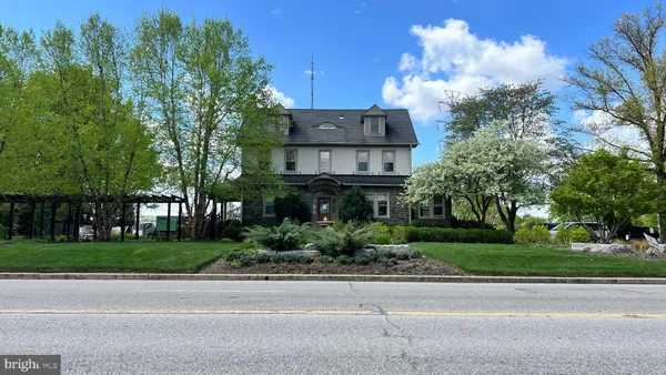 $3,800 | 7630 West Cheltenham Avenue, Glenside, PA 19038