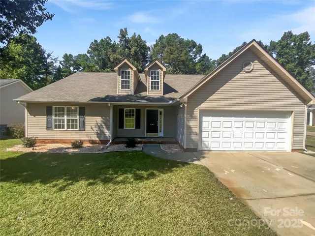 $318,000 | 2007 Forget Me Not Lane, Wingate, NC 28174