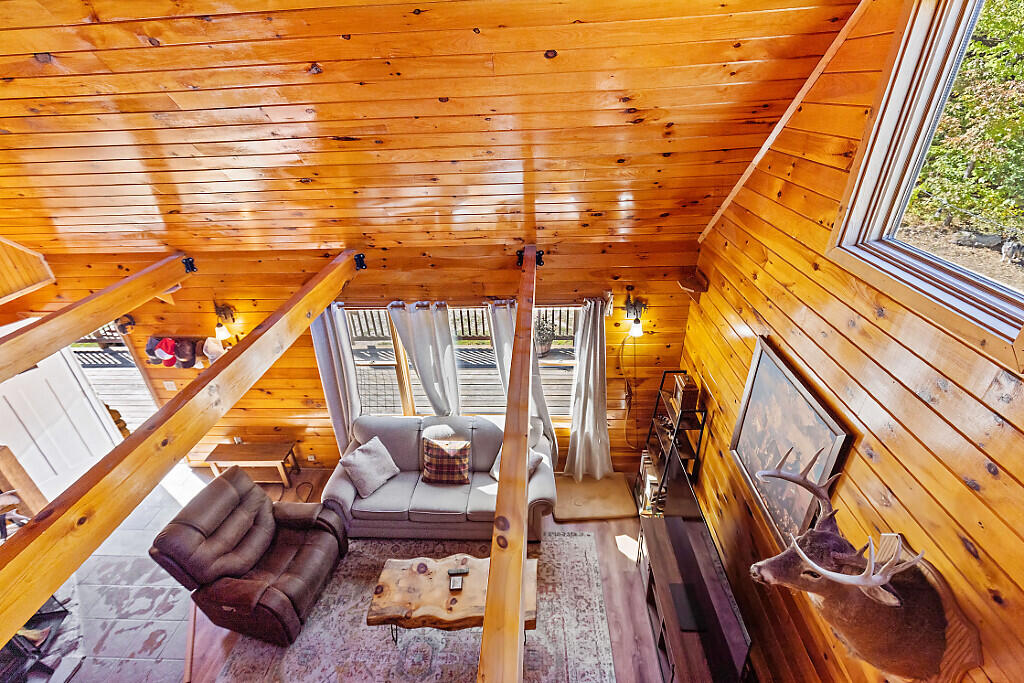 32 Burbank Road Peru, ME 04290 - Photo 10 of 63 30_BP5A0264_DxO_mls
