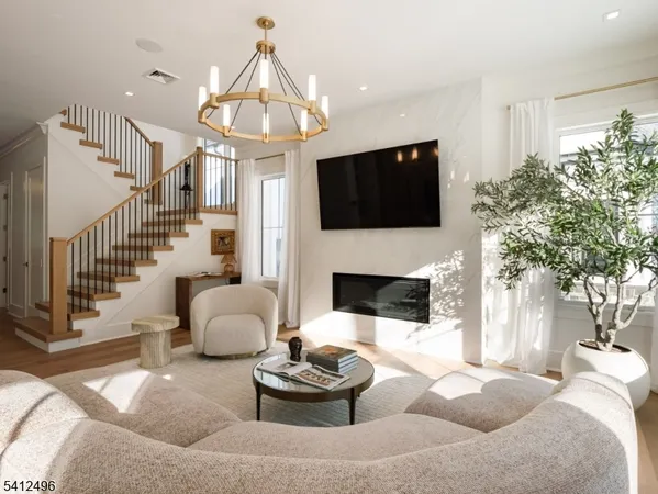 $2,300,000 | 16 Paris Avenue, Unit 1, Rockleigh, NJ 07647