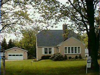 913 West Hile Road Muskegon, MI 49441 - Photo 1 of 1 Primary Photo